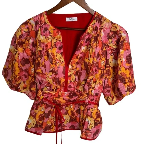 AVARA Nicolette Floral Balloon Sleeve Top vibrant, multicolor peplum - Picture 2 of 10